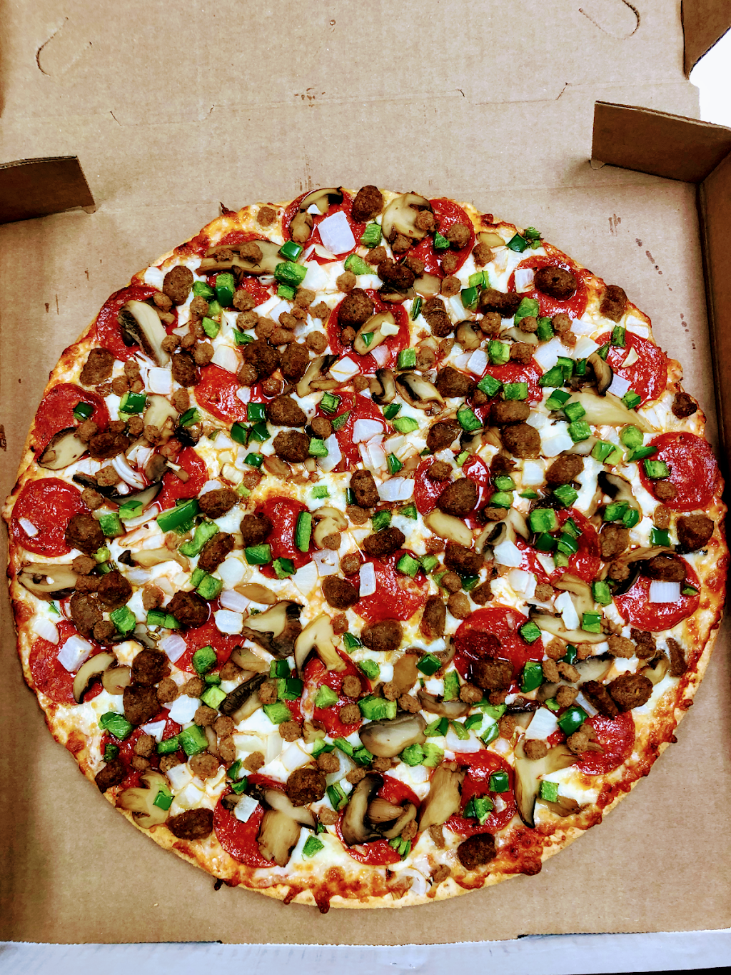 Dollys Pizza | restaurant | 37581 Five Mile Road, Livonia, MI 48154, USA | 7347447790 OR +1 734-744-7790