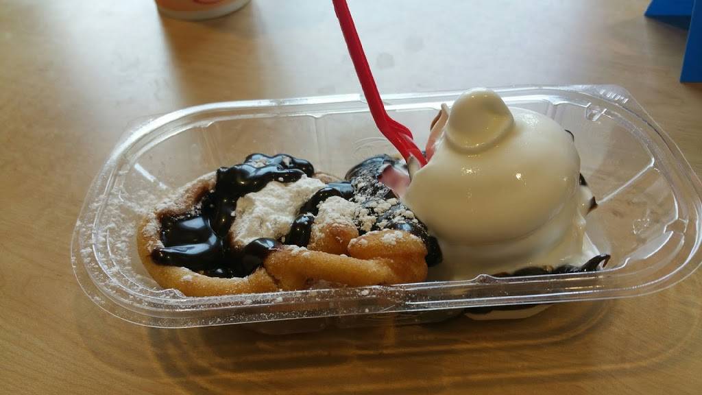 Dairy Queen Grill & Chill | restaurant | 401 TN-52, Portland, TN 37148, USA | 6153255828 OR +1 615-325-5828