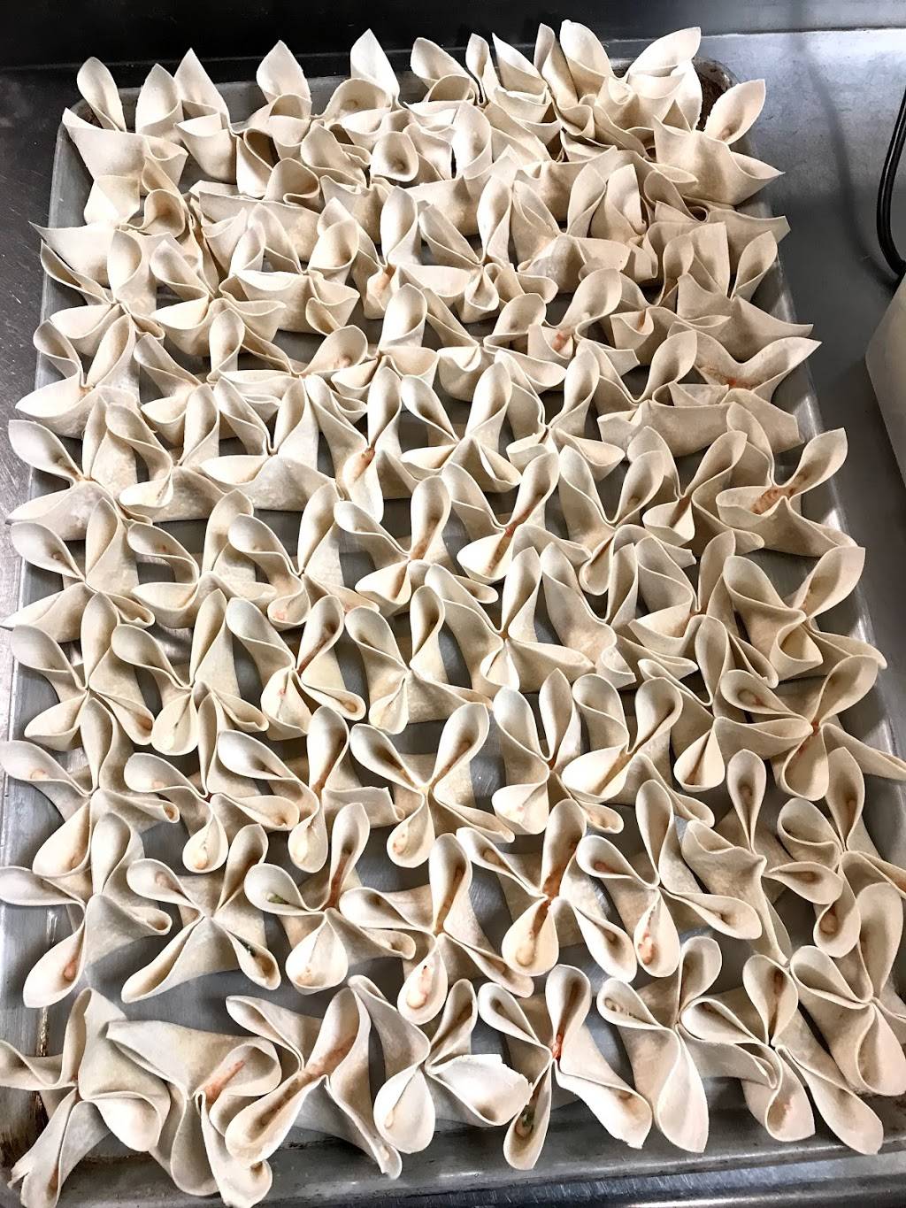 May Hong Restaurant | restaurant | 36690 Garfield Rd, Clinton Twp, MI 48035, USA | 5869489401 OR +1 586-948-9401