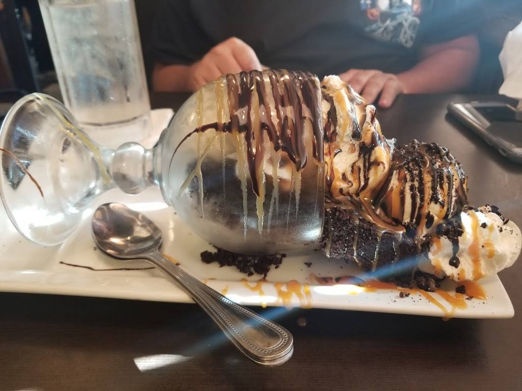 Ruby Tuesday | restaurant | DEERWOOD PLAZA, 12075 SW 152nd St, Miami, FL 33177, USA | 3052386036 OR +1 305-238-6036