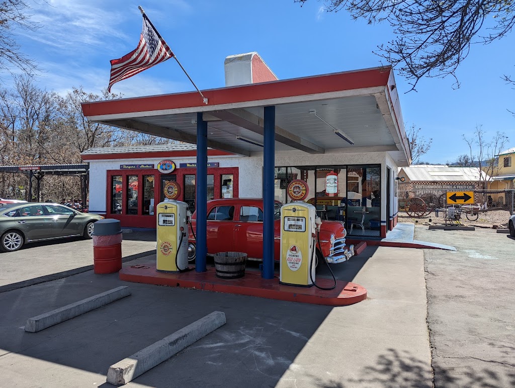 Bings Burger Station | restaurant | 794 N Main St, Cottonwood, AZ 86326, USA | 9288520109 OR +1 928-852-0109