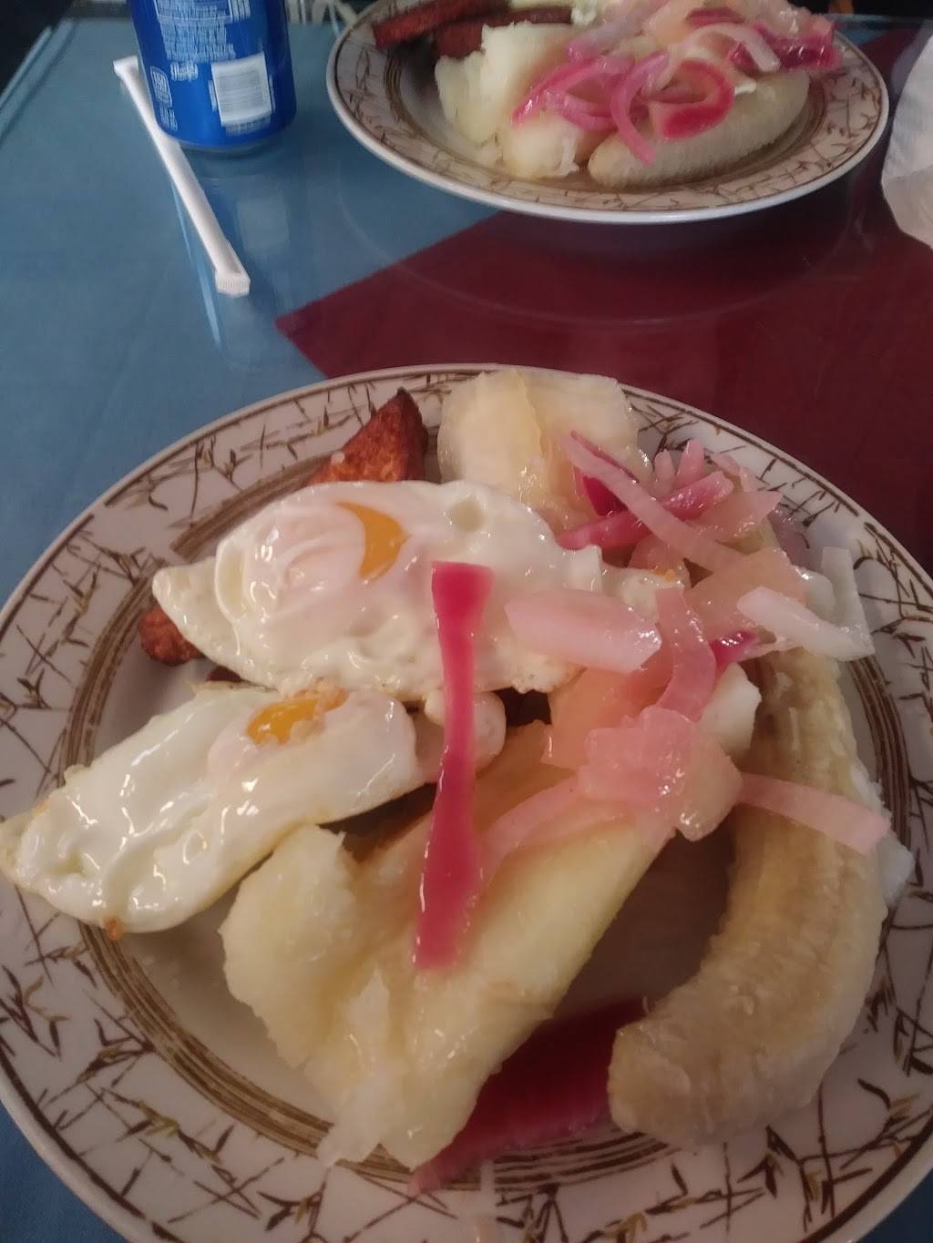 Tu Pais Restaurant | restaurant | 618 Broadway, Newark, NJ 07104, USA | 9733508655 OR +1 973-350-8655