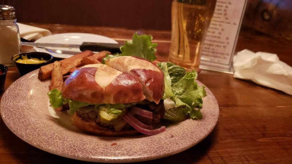 The Freight House Pub & Grill | restaurant | 50 N Prospect St, Norwalk, OH 44857, USA | 5674246573 OR +1 567-424-6573