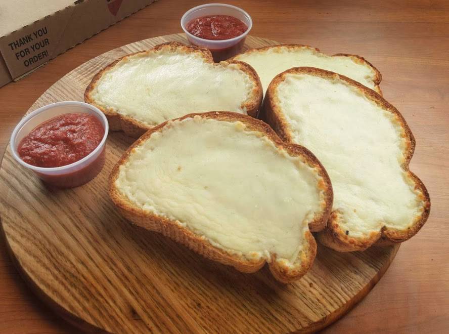 Chanticlear Pizza | meal delivery | 440 Bunker Lake Blvd Suite 101, Anoka, MN 55303, USA | 7634214242 OR +1 763-421-4242