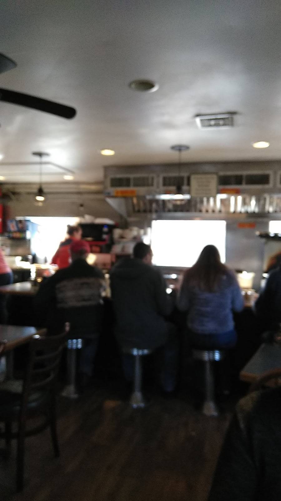 Little Phoenix | restaurant | 4128 Acushnet Ave, New Bedford, MA 02745, USA | 5089987551 OR +1 508-998-7551