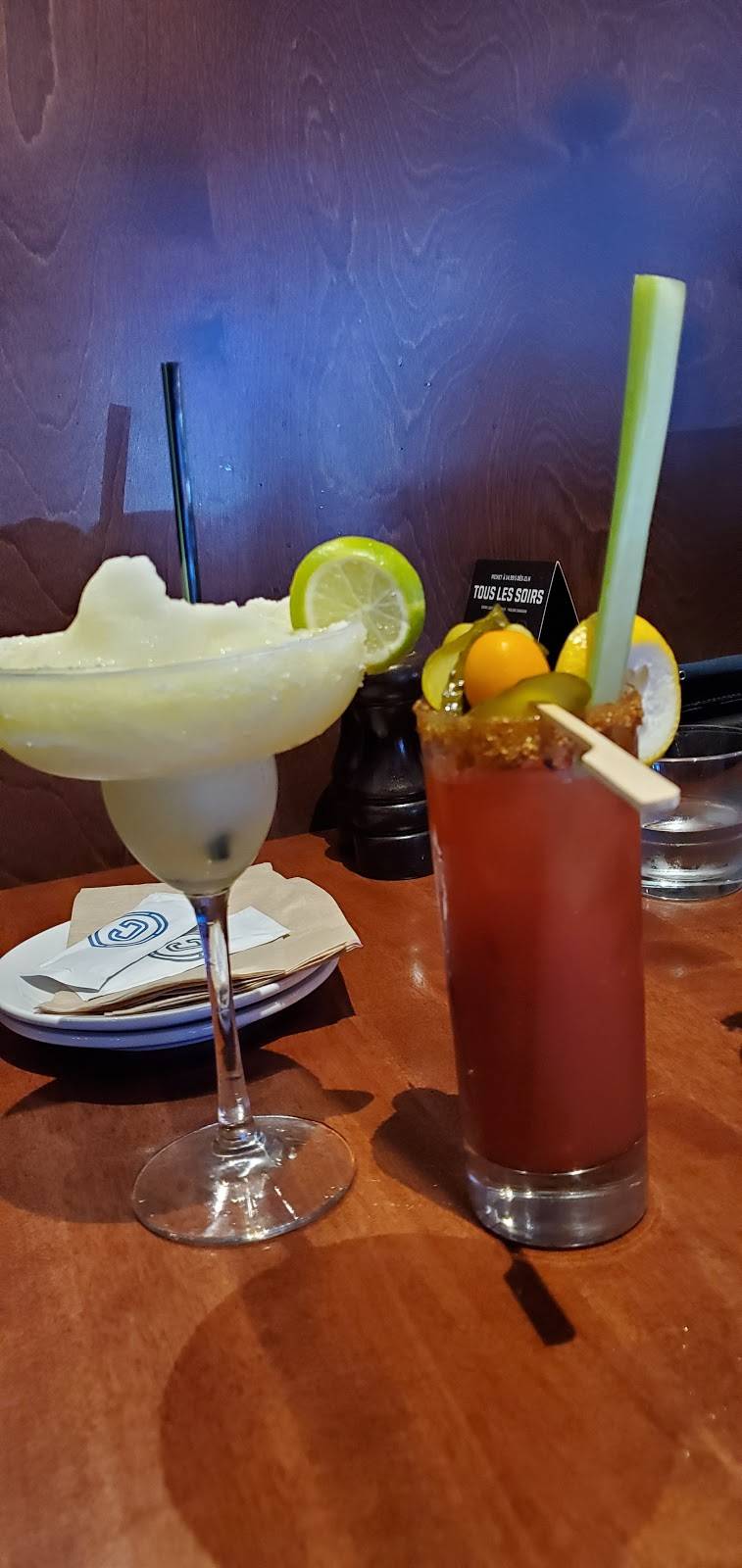 La Cage | restaurant | 325 Boulevard Gréber, Gatineau, QC J8T 5R3, Canada | 8192462243 OR +1 819-246-2243