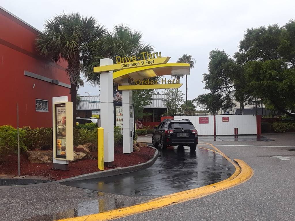 McDonalds | cafe | 3875 S Tamiami Trail, Sarasota, FL 34239, USA | 9419547589 OR +1 941-954-7589