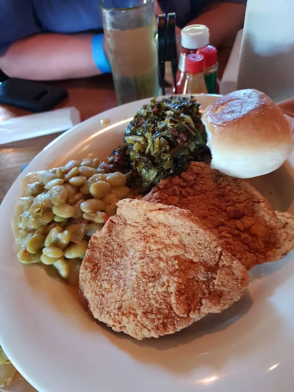 Tailgaters Restaurant | restaurant | 1777 Popps Ferry Rd, Biloxi, MS 39532, USA | 2283883212 OR +1 228-388-3212