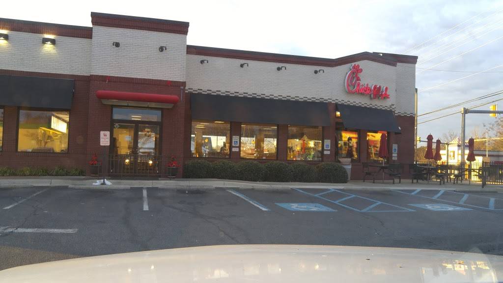 Chick-fil-A | restaurant | 1018 N Main St, Suffolk, VA 23434, USA | 7575380941 OR +1 757-538-0941