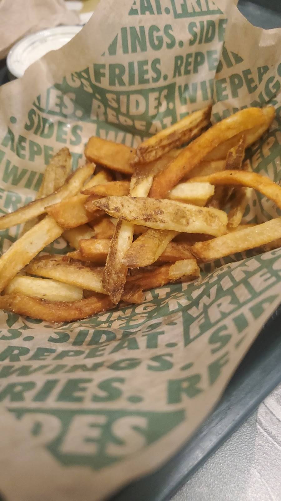 Wingstop | restaurant | 1302 17th St, Santa Ana, CA 92705, USA | 6572619464 OR +1 657-261-9464