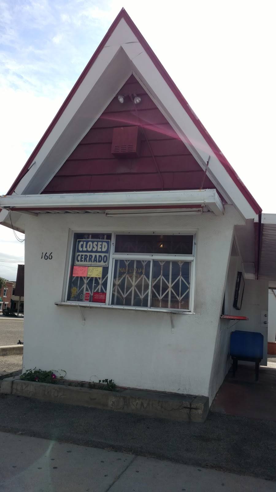 Grays Chili Dogs | restaurant | 166 N 2nd St, Porterville, CA 93257, USA | 5597844183 OR +1 559-784-4183