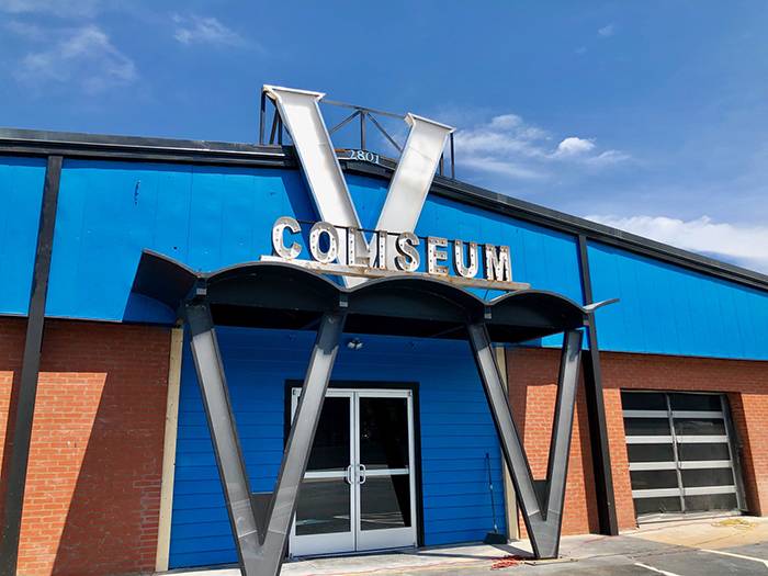 Coliseum V | restaurant | 2801 E Independence Blvd, Charlotte, NC 28205, USA | 9802373517 OR +1 980-237-3517