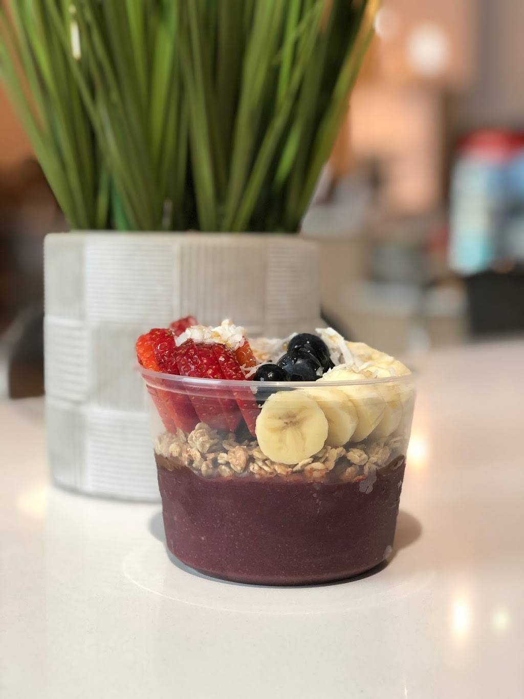 Juice Revolution | restaurant | 6814 FL-7, Coconut Creek, FL 33073, USA | 3055376015 OR +1 305-537-6015