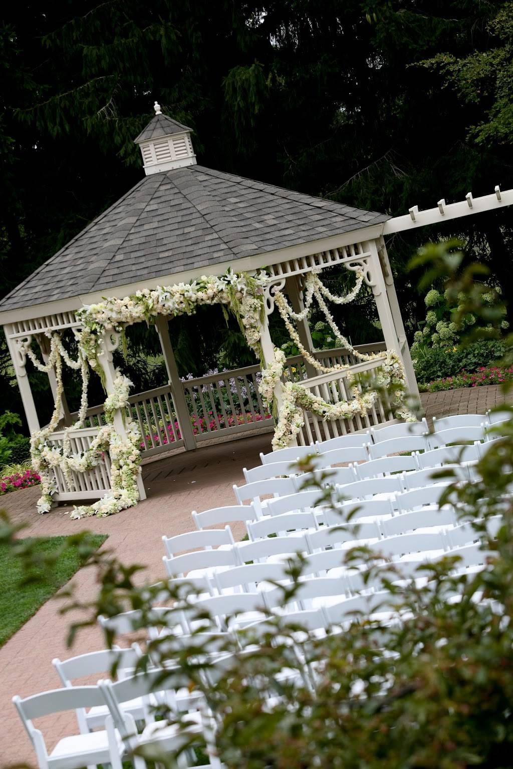 Fox Hills Golf & Banquet Center | restaurant | 8768 N Territorial Rd, Plymouth, MI 48170, USA | 7344537272 OR +1 734-453-7272