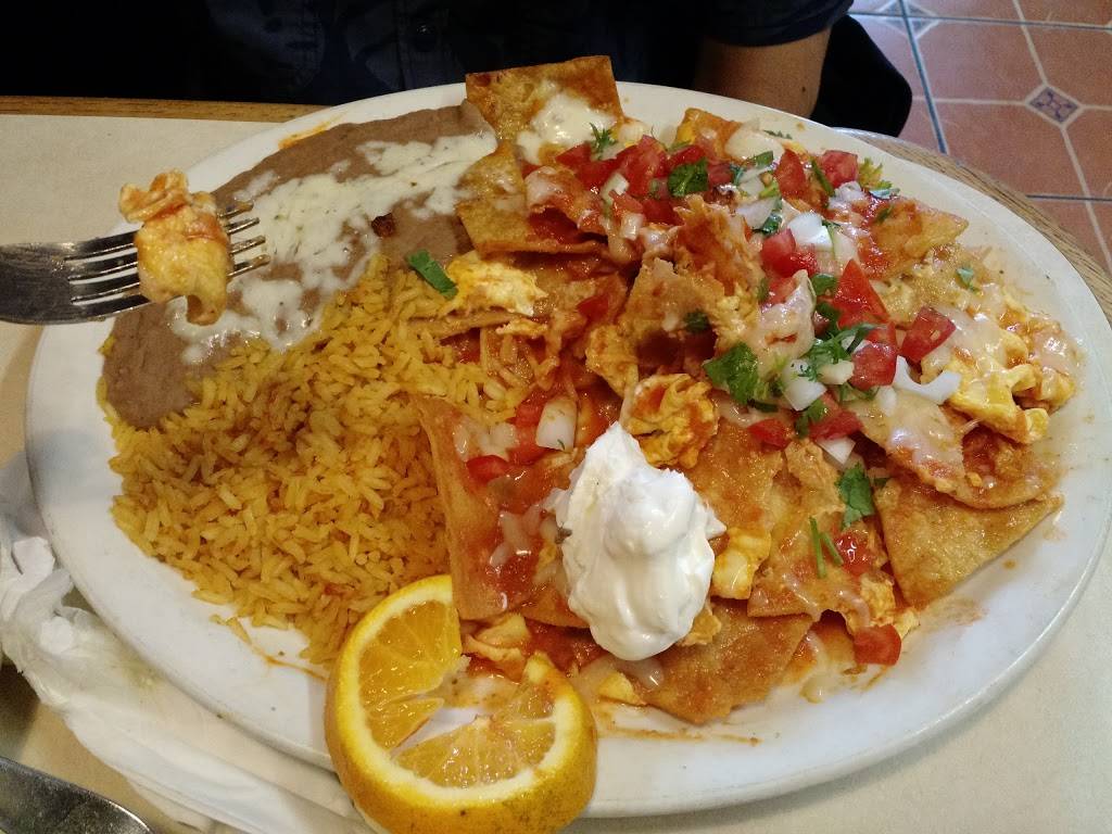 Fiesta Martin Mexican Grill | restaurant | 1330 N La Brea Ave, Inglewood, CA 90302, USA | 3106721330 OR +1 310-672-1330