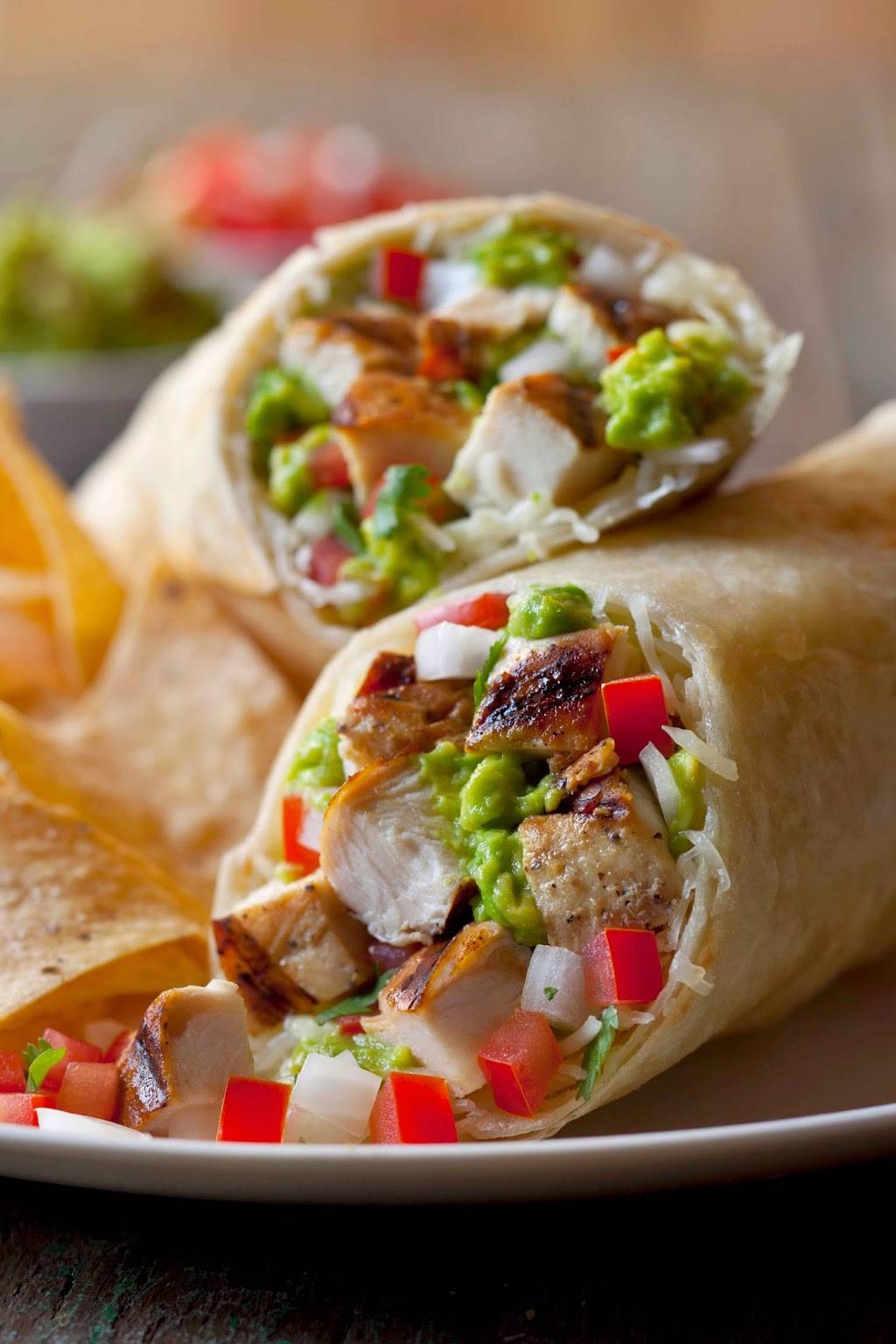 Baja Fresh Mexican Grill | restaurant | 1101 1/2 Fair Oaks Ave, South Pasadena, CA 91030, USA | 6264417620 OR +1 626-441-7620