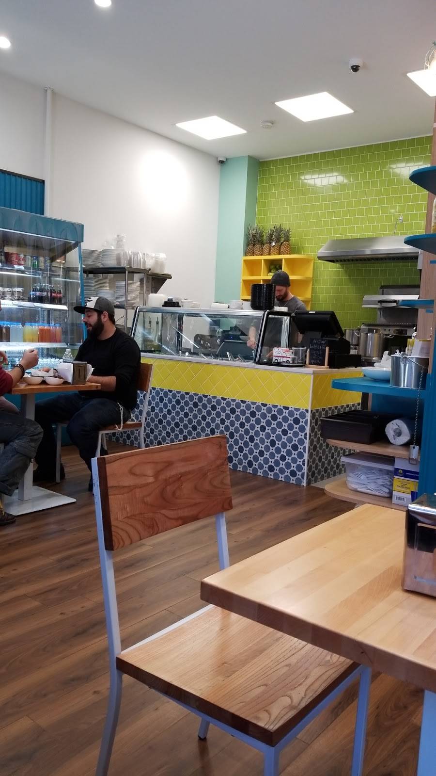 Meraki Hummus & Juice | restaurant | 1671-73A E 13th St, Brooklyn, NY 11229, USA | 7186767420 OR +1 718-676-7420