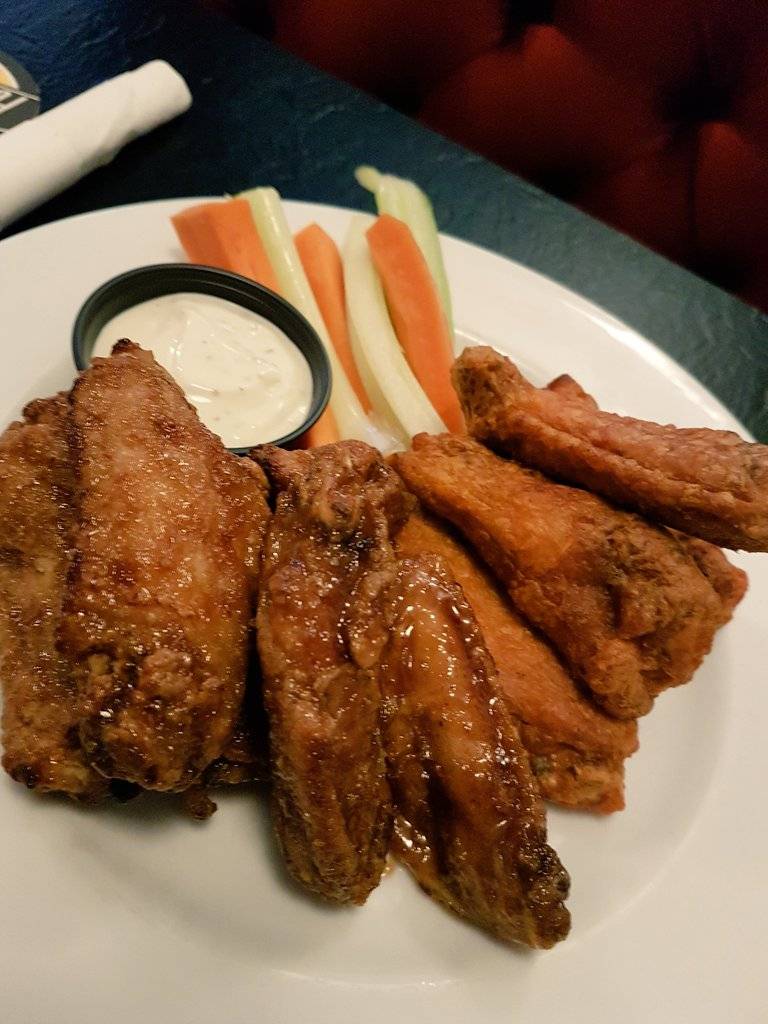 The Spitfire Pub | restaurant | 11828 Tecumseh Rd E, Windsor, ON N8N 1L7, Canada | 5199796000 OR +1 519-979-6000