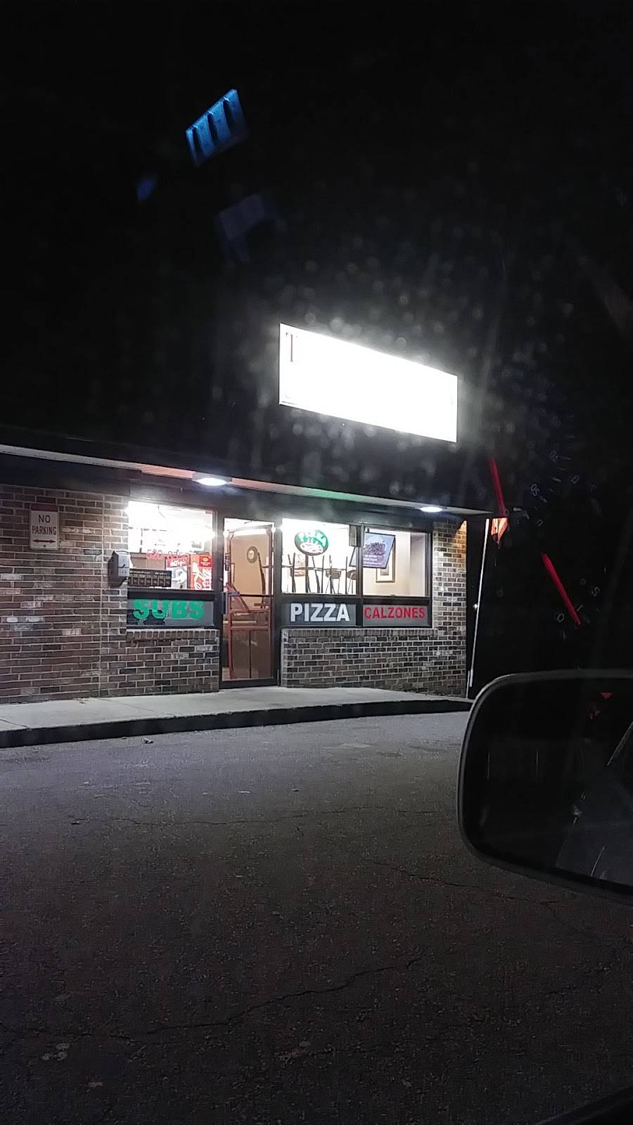 Table Top Pizza | restaurant | 2763, 2763, 804, Pond Street, Franklin, MA 02038, USA | 5085208550 OR +1 508-520-8550