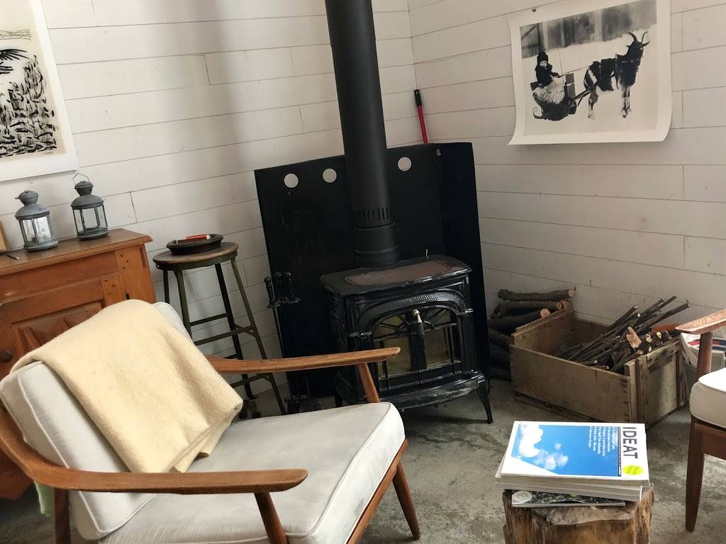 Larguer les samares | restaurant | 705 Rue Notre Dame, Saint-Casimir, QC G0A 3L0, Canada | 5149924743 OR +1 514-992-4743