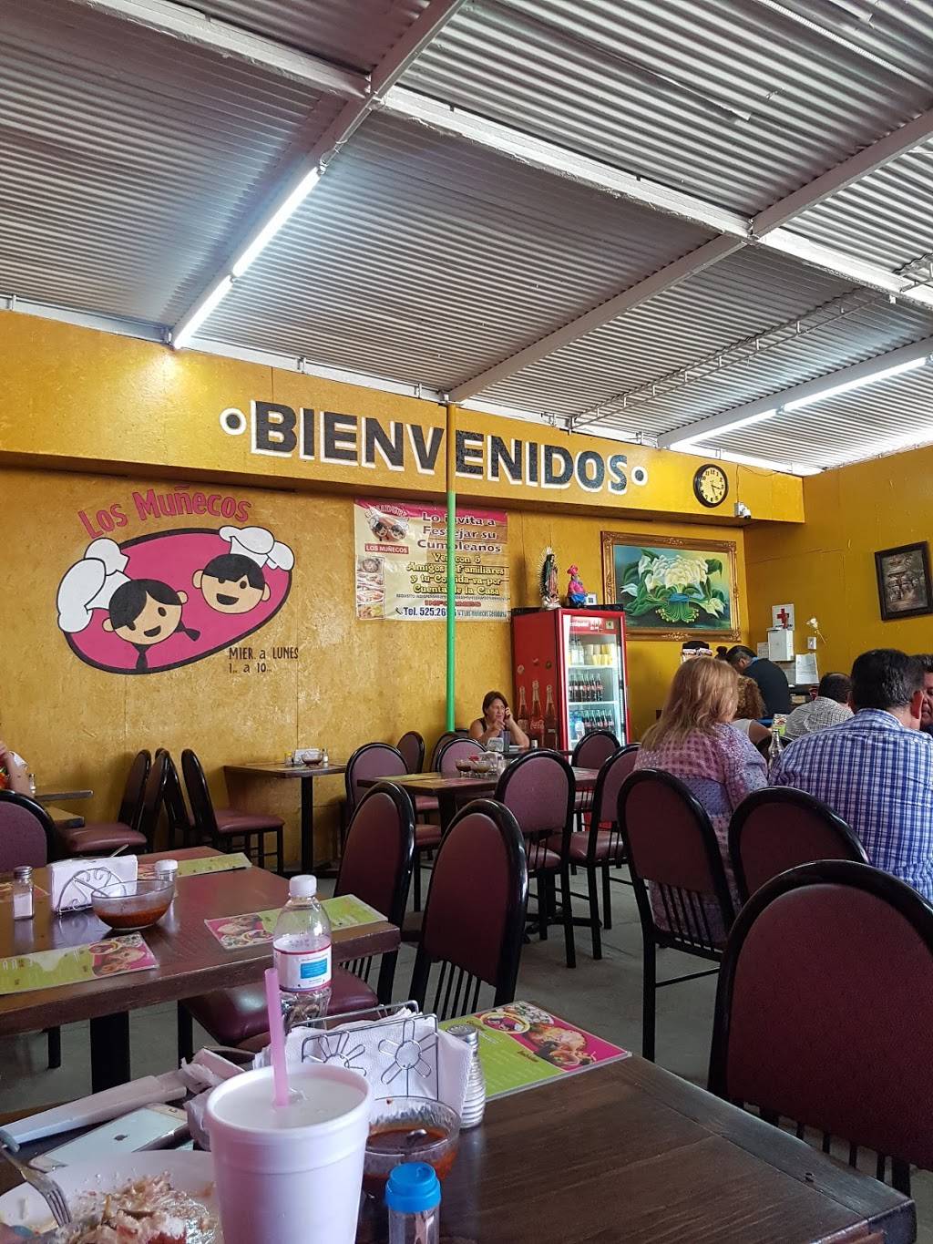 Cenaduria Los Muñecos | restaurant | Ejército Nacional 98_8, Tomas Aquino, 22414 Tijuana, B.C., Mexico | 016648785167 OR +52 664 878 5167