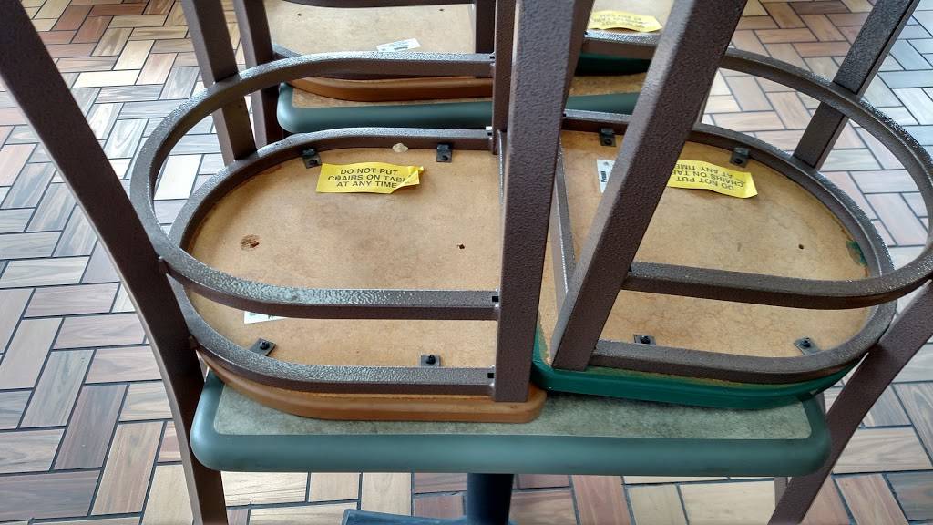 Subway Restaurants | restaurant | 4001 W Washington St, Indianapolis, IN 46241, USA | 3172403340 OR +1 317-240-3340