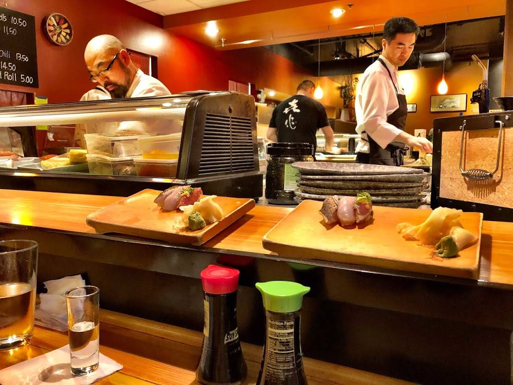 Kisaku Sushi | restaurant | 2101 N 55th St Suite 100, Seattle, WA 98103, USA | 2065459050 OR +1 206-545-9050