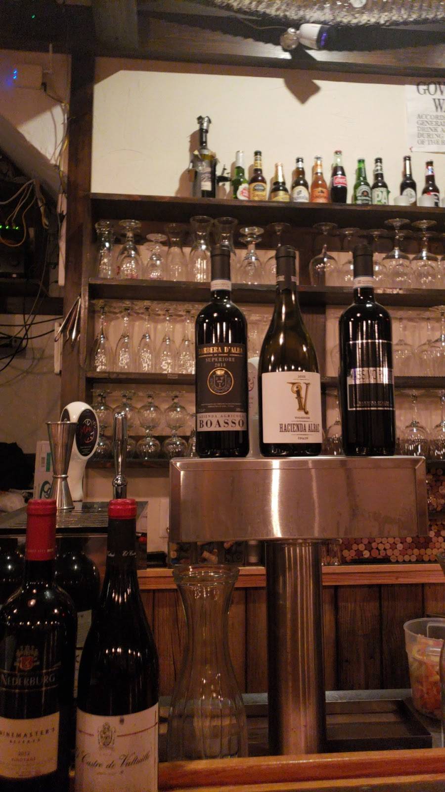 The Rock | restaurant | 92-03 Rockaway Beach Blvd, Rockaway Beach, NY 11693, USA | 7188388916 OR +1 718-838-8916