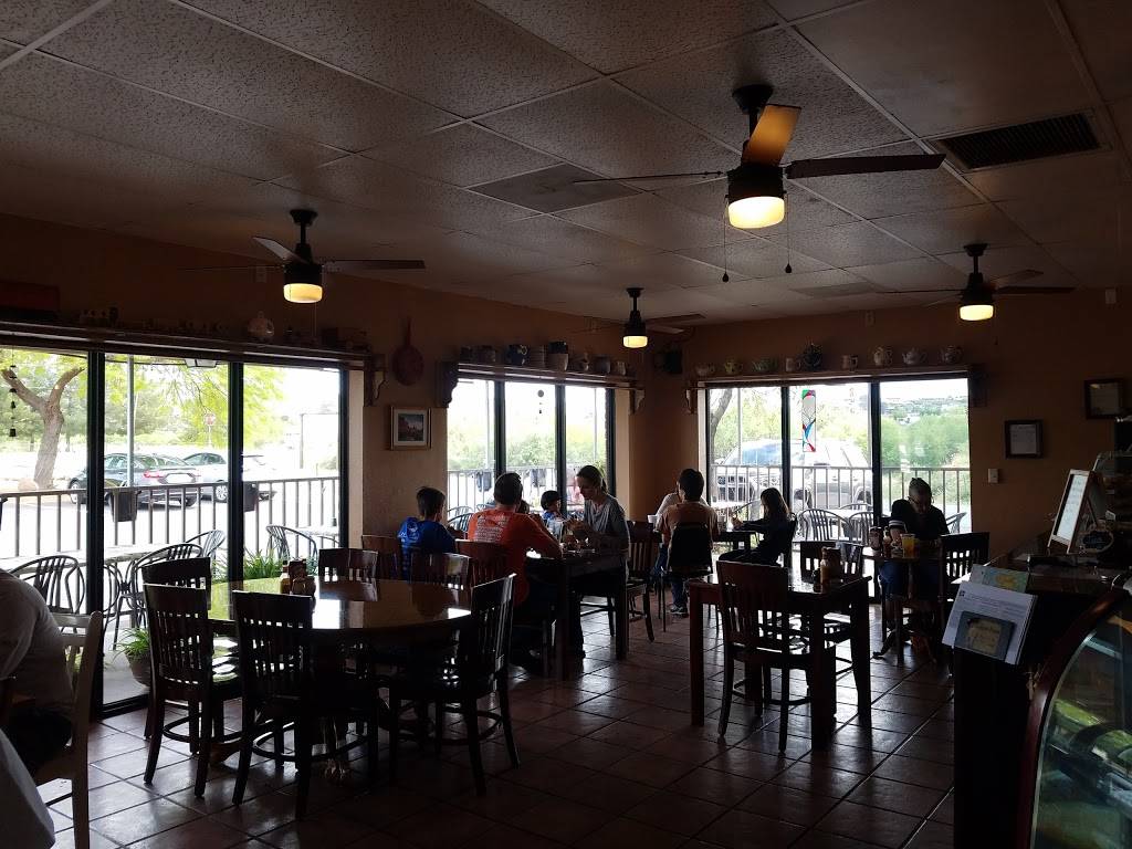 Nora Jeans Koffee Kitchen | cafe | 18850 School House Rd, Black Canyon City, AZ 85324, USA | 6233745326 OR +1 623-374-5326