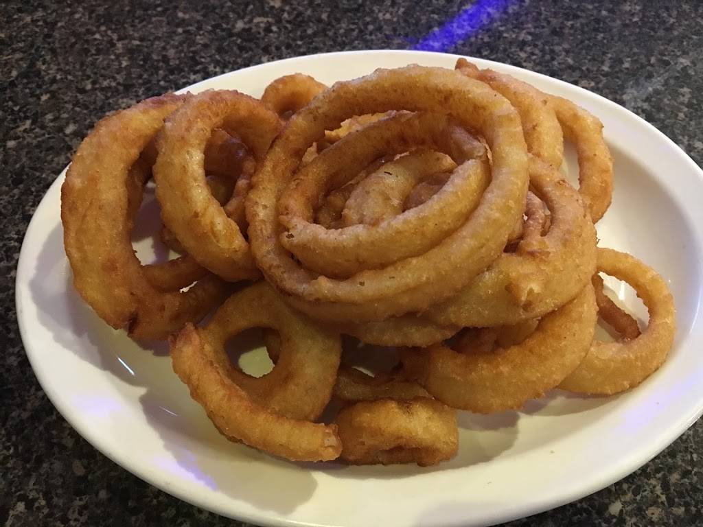 Village Grill of Farmington Hills | restaurant | 31200 W 10 Mile Rd, Farmington Hills, MI 48336, USA | 2484260005 OR +1 248-426-0005