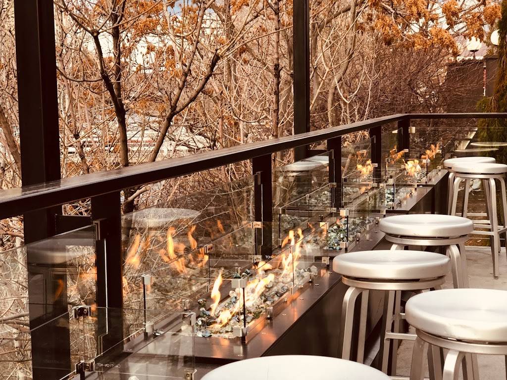 The Shore | restaurant | 1 S, Lake St, Reno, NV 89501, USA | 7753215831 OR +1 775-321-5831