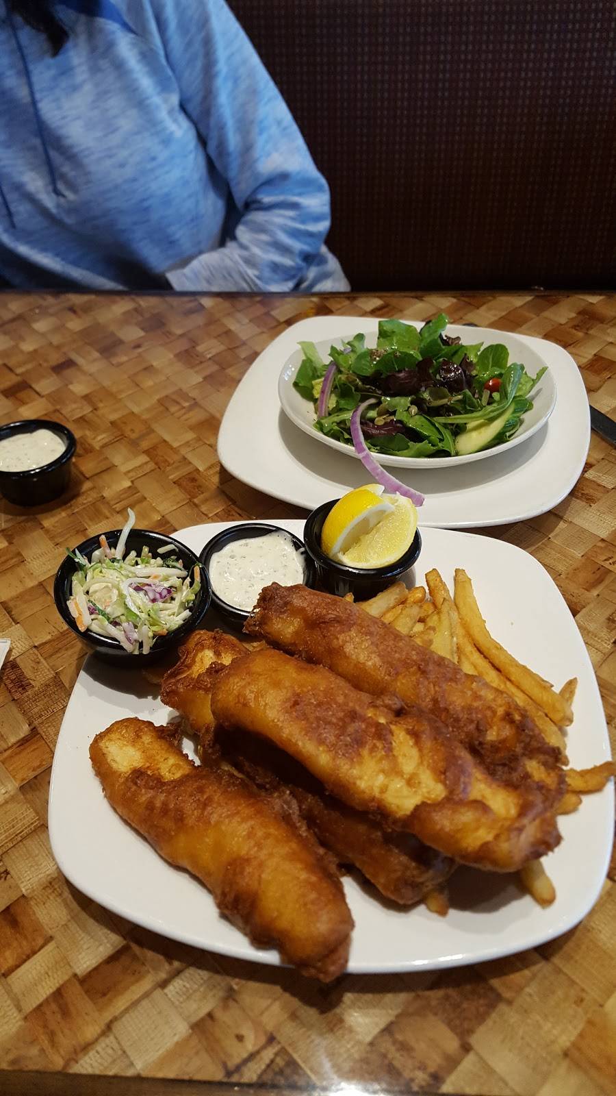 Islamorada Fish Company | restaurant | 5001 Bass Pro Dr, Garland, TX 75043, USA | 4692212501 OR +1 469-221-2501