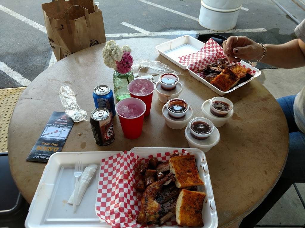Hickory Hanks BBQ | meal takeaway | 1330 Elkhorn Blvd, Rio Linda, CA 95673, USA | 9163492714 OR +1 916-349-2714