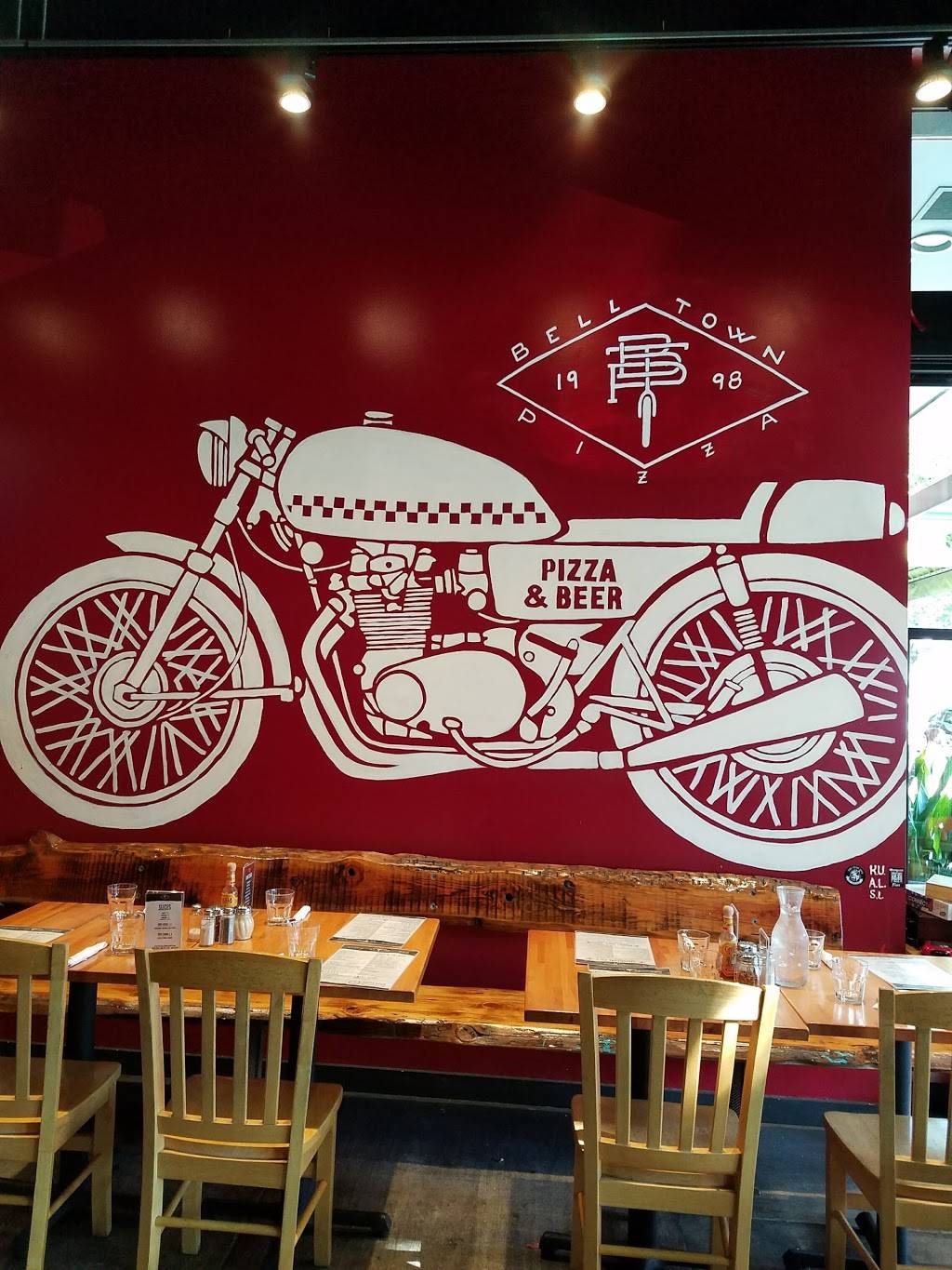 Belltown Pizza | restaurant | 2422 1st Ave, Seattle, WA 98121, USA | 2064412653 OR +1 206-441-2653