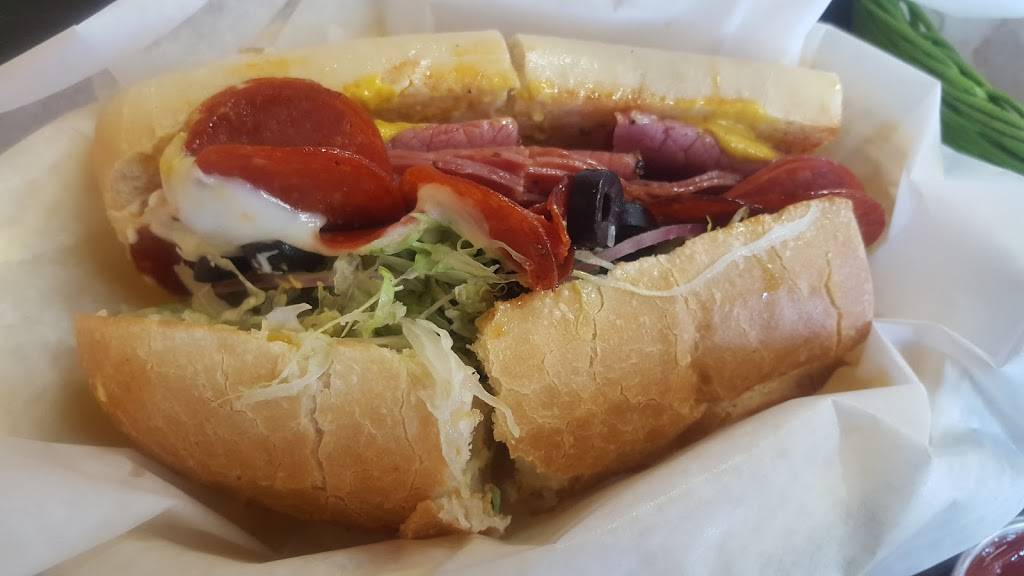 Deli Delicious | restaurant | 1321 Commerce Ave #1321-1325, Atwater, CA 95301, USA | 2093571500 OR +1 209-357-1500