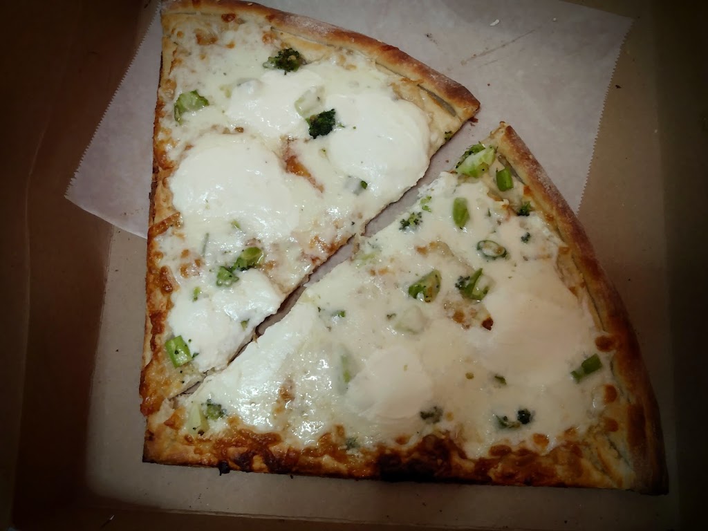 Valentines Pizzeria | restaurant | 239 E 203rd St, The Bronx, NY 10458, USA | 7186187773 OR +1 718-618-7773