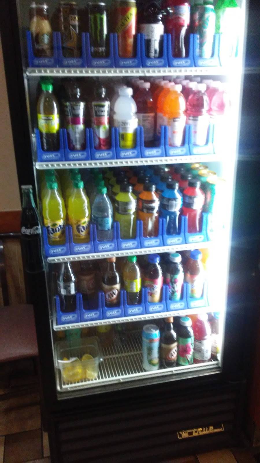 Golden Chopstix | restaurant | 19179 Bear Valley Rd, Apple Valley, CA 92308, USA | 7602409800 OR +1 760-240-9800