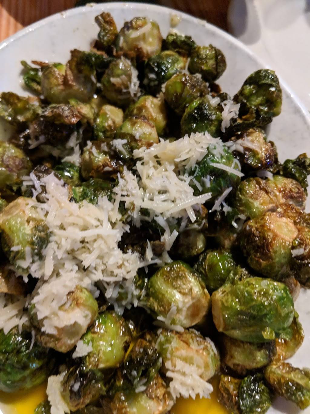 Trapperz | restaurant | 13780 S Dixie Hwy, La Salle, MI 48145, USA | 7342412222 OR +1 734-241-2222