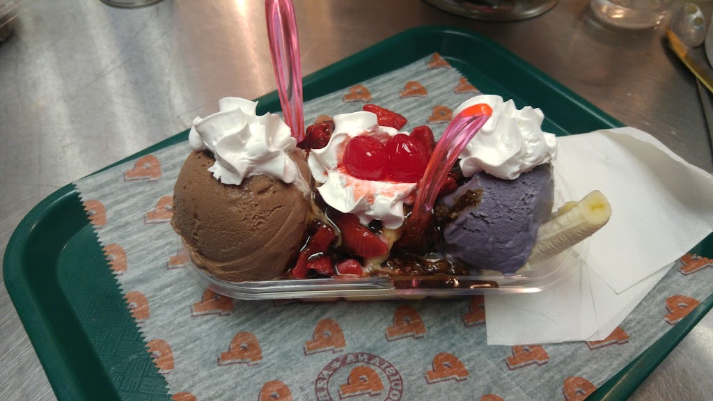 Purple Cow Ice Cream Parlor and Cafe | cafe | 10 Purple Cow Rd, Waynesboro, VA 22980, USA | 5406491400 OR +1 540-649-1400