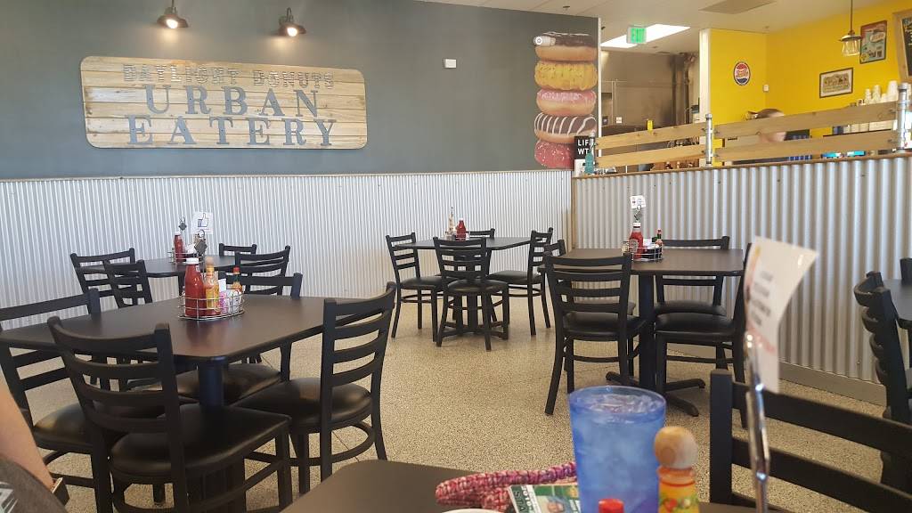 Urban Eatery & Daylight Donuts ( A Breakfast & Burger Cafe) | restaurant | 14352 Lincoln St #107, Thornton, CO 80023, USA | 3032520101 OR +1 303-252-0101
