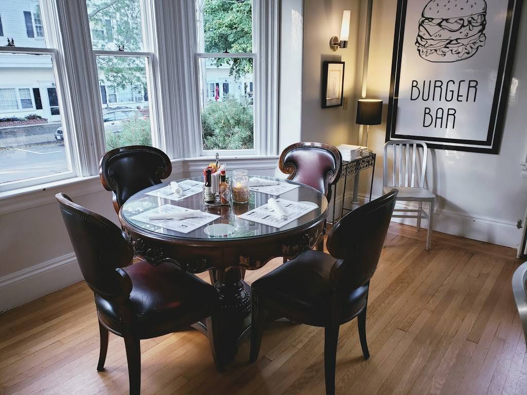 Next Door Burger Bar | restaurant | 8 Jarves St, Sandwich, MA 02563, USA | 5088883746 OR +1 508-888-3746