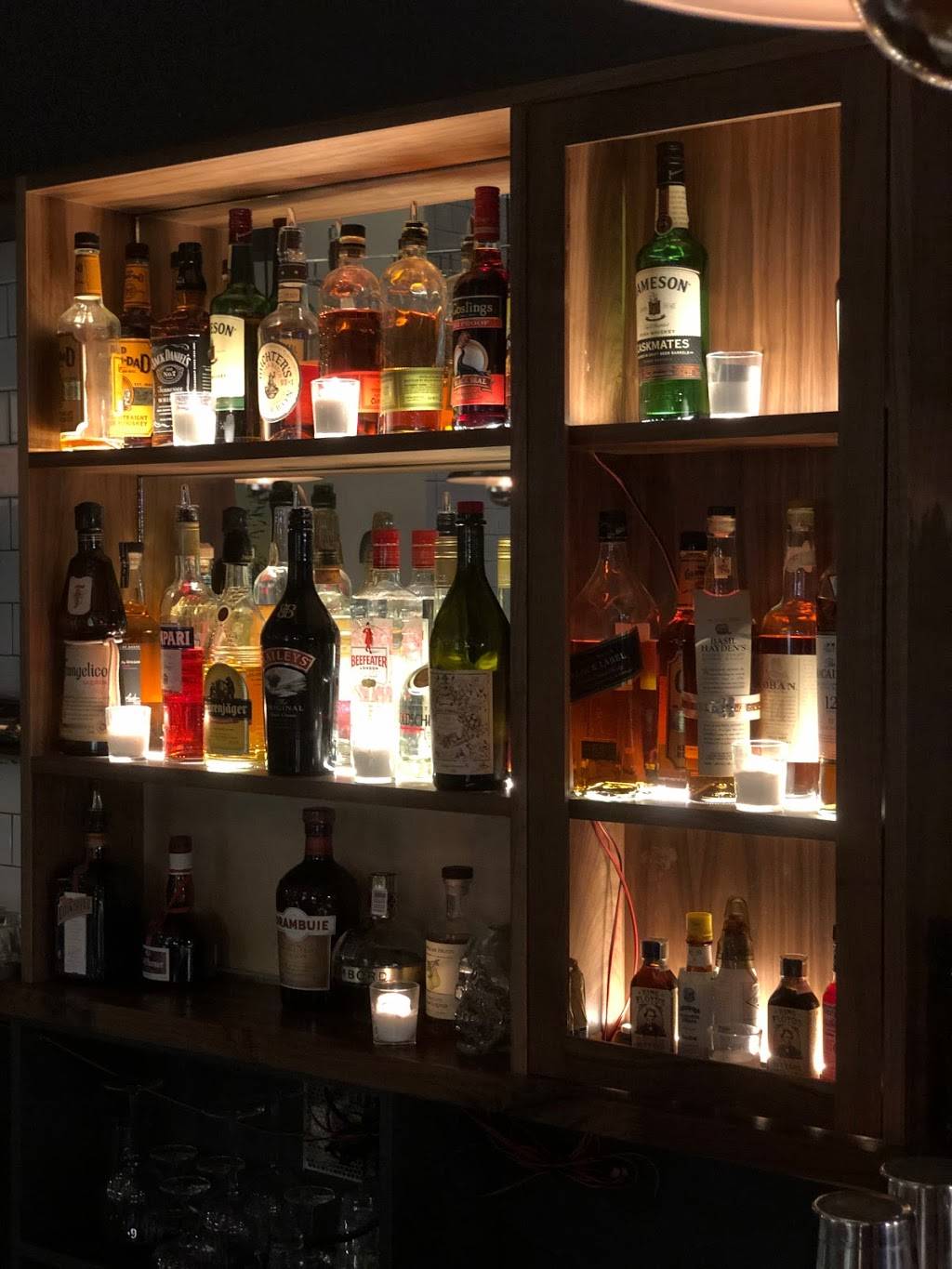 Hudson & Charles Dinette | restaurant | 522 Hudson St, New York, NY 10014, USA | 9296005222 OR +1 929-600-5222