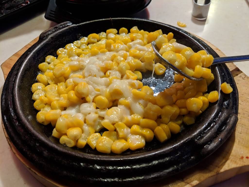 Blue House | restaurant | 1030 Howe Ave, Sacramento, CA 95825, USA | 9166462004 OR +1 916-646-2004