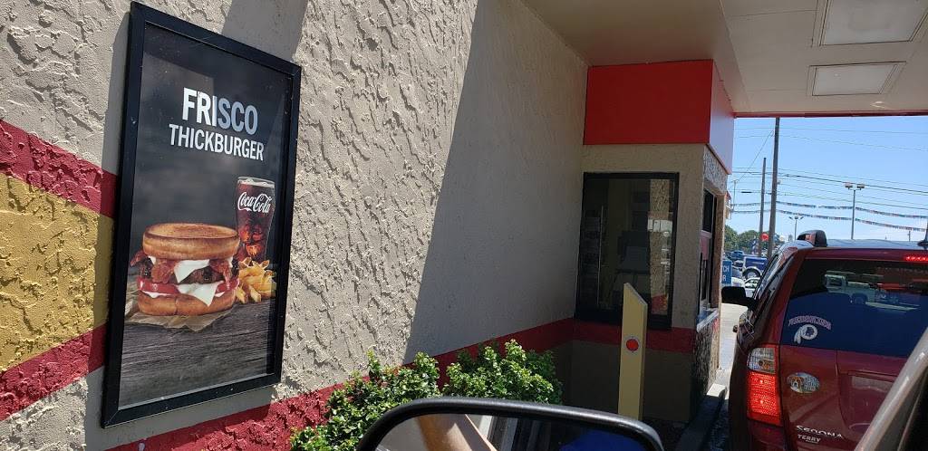 Hardees | restaurant | Route 29 South, Madison Heights, VA 24572, USA | 4348463212 OR +1 434-846-3212