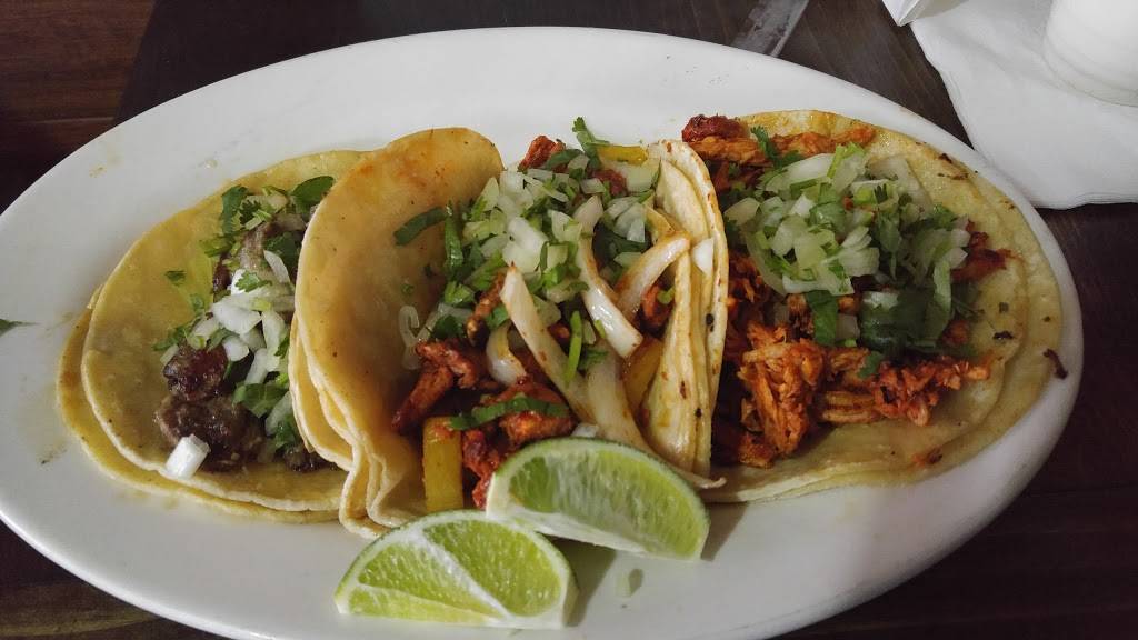 Taco Santana | restaurant | 7336, 301 Keap St, Brooklyn, NY 11211, USA | 7183888761 OR +1 718-388-8761