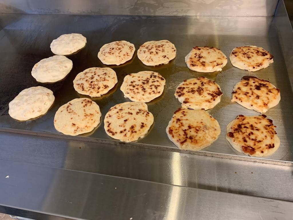 Seydi’s Pupuseria & Grill | restaurant | 2625 E Greenway Pkwy suite 107, Phoenix, AZ 85032, USA | 6024047634 OR +1 602-404-7634