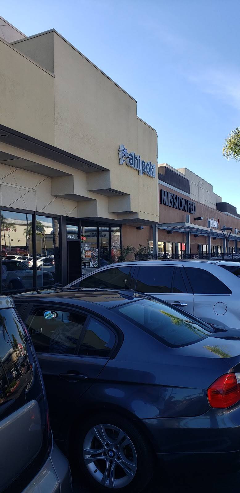 AhiPoki | restaurant | 1268 Auto Park Way, Escondido, CA 92029, USA | 7603171171 OR +1 760-317-1171