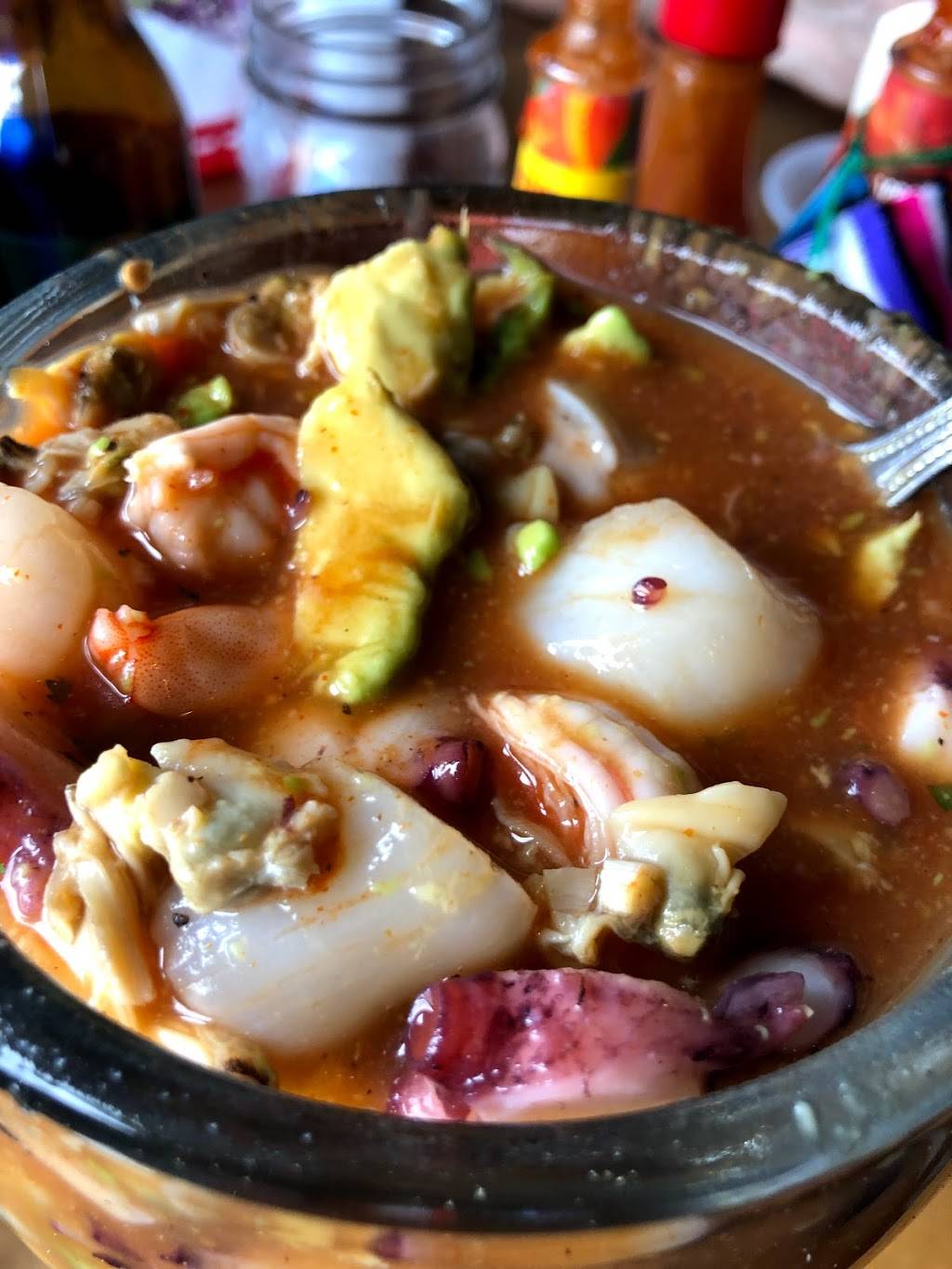 Little Shack | restaurant | 865 N Resler Dr suite h, El Paso, TX 79912, USA | 9153073205 OR +1 915-307-3205