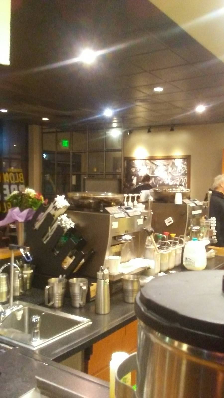 Starbucks | cafe | 2118 Willow Pass Rd #100A, Concord, CA 94520, USA | 9256895357 OR +1 925-689-5357