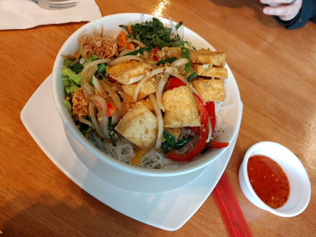 Pho Friends Restaurant | restaurant | 8904 S Tacoma Way suite #7, Lakewood, WA 98499, USA | 2533024081 OR +1 253-302-4081